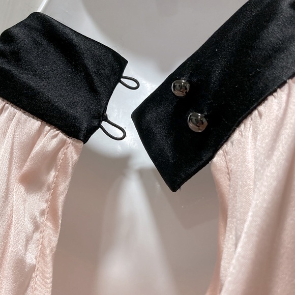 NWOT - Caché Pink Silk Sleeveless Halter Blouse Black Rhinestone Collar - Sz L* - Picture 10 of 15
